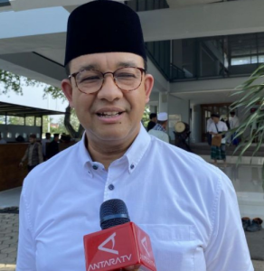 syarat nyapres anies beri komentar